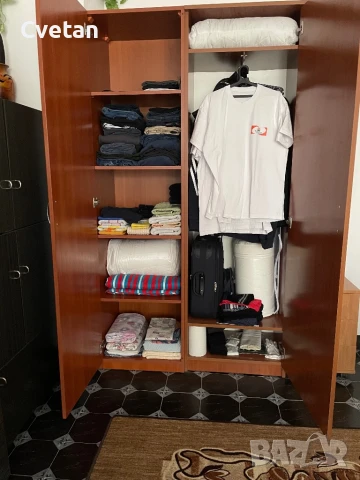 Гардероб двукрилен , снимка 5 - Гардероби - 35651484