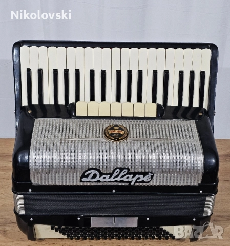 Италански акордеон Dallape, снимка 5 - Акордеони - 52358462