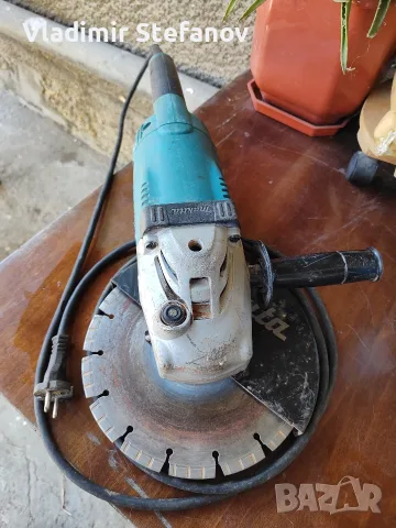 Ъглошлайф Makita GA9020