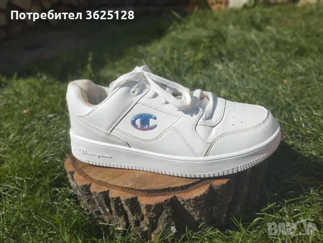 Бели  маратонки , снимка 2 - Маратонки - 55768269