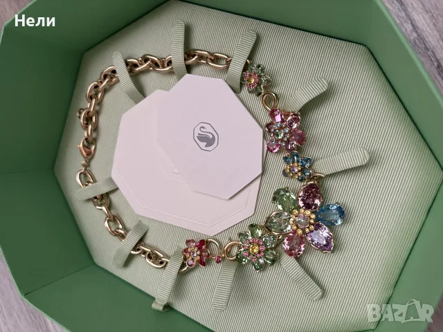 Кулие и гривна SWAROVSKI, снимка 2 - Бижутерийни комплекти - 55711207