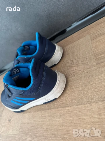 Маратонки adidas , номер 35, снимка 3 - Детски маратонки - 49442253