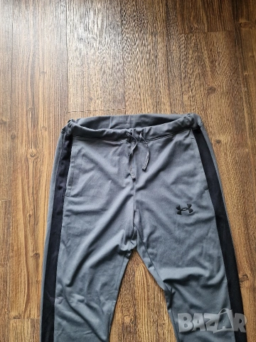 Страхотно мъжко спортно долнище UNDER ARMOUR размер L , снимка 3 - Спортни дрехи, екипи - 53335433