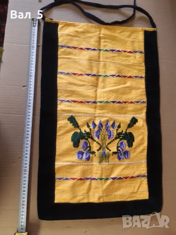 Автентична тъкана престилка , носия . НЕУПОТРЕБЯВАНА