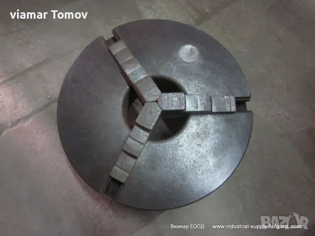 Български тричелюстен универсал 315мм, комплект с огледало (фланец) на четири болта, прави и обратни, снимка 1