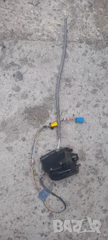 Брава врата Mercedes Vaneo W414, снимка 2 - Части - 48384225