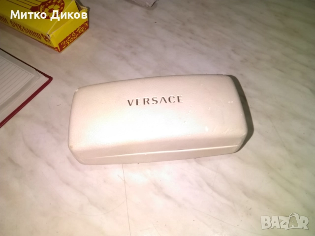 Кутия за очила Версаче с кърпичка