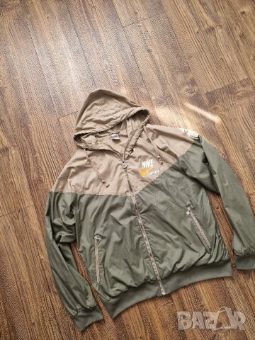 Страхотно мъжко яке горнище NIKE размер М , снимка 12 - Спортни дрехи, екипи - 44176390