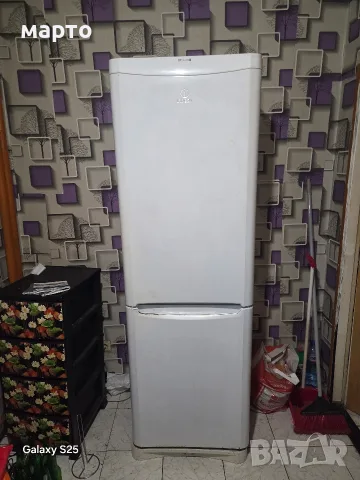 комбиниран хладилник с фризер Indesit BAAN 13 V