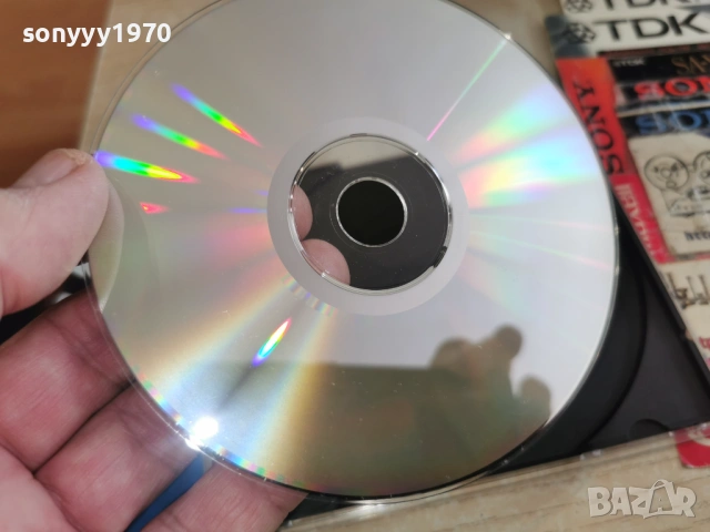 RICKY MARTIN CD 0402261833, снимка 15 - CD дискове - 53357028