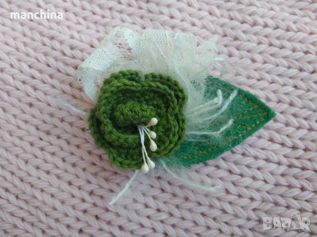 Плетена брошка "Цветле", снимка 14 - Други - 35729214