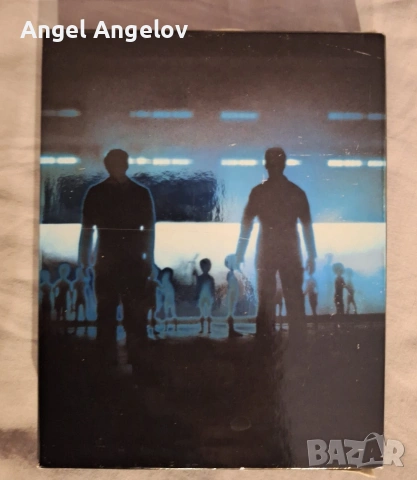 Английско издание с български субтитри цена 15,38€, снимка 2 - DVD филми - 53657705