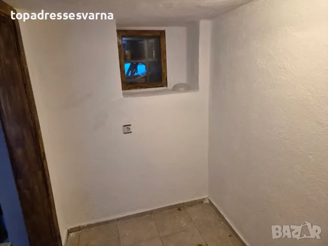 Къща със самостоятелен парцел кв. Виница, снимка 12 - Къщи - 56311232