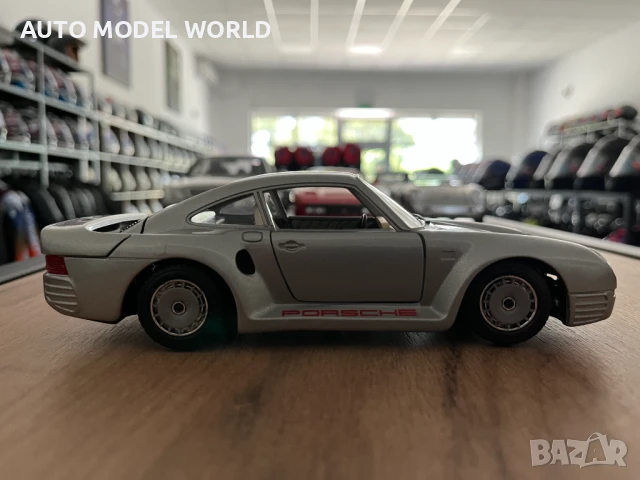 Метална колекционерска количкa BBURAGO PORSCHE 959 мащаб 1:24, снимка 2 - Колекции - 50833967