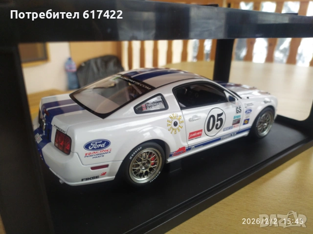 1:18 Метален модел на Ford Mustang FR 500C Grand Am Cup (2005) -AUTOart, снимка 5 - Колекции - 53325028