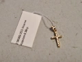 Златна висулка кръст 0,38гр., снимка 1