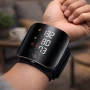 Преносим дигитален апарат за кръвно налягане за китка с LCD дисплей и памет, снимка 1
