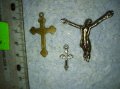 ЛОТ ТРИ СТАРИ МЕТАЛНИ КРЪСТЧЕТА РАЗПЯТИЕ 39223, снимка 11