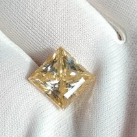 Голям 5+ карата диамант мойсанит Diamond Moissanite Топ Фенси Златен кръст оттенък Принцеса , снимка 5 - Други - 35732331