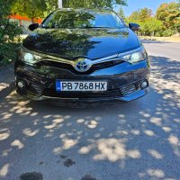 Toyota Auris 1.8 фейс / хибрид + газ, снимка 2 - Автомобили и джипове - 41687521
