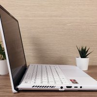 Уникален лаптоп за забавления - ASUS ROG Zephyrus G14 , снимка 4 - Части за лаптопи - 44217374