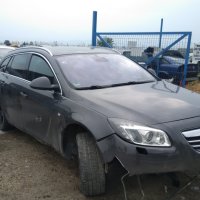 Opel Insignia на части, снимка 2 - Автомобили и джипове - 40794923