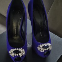 Оригинални обувки Giuseppe Zanotti 37, снимка 4 - Дамски обувки на ток - 39704663