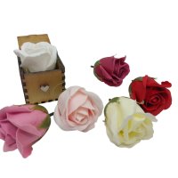 Сапунени цветя в дървена кашпа, снимка 3 - Подаръци за жени - 44471882