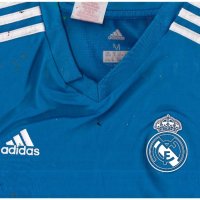 Детска футболна тениска Адидас Реал Мадрид размер 152см/11-12години, снимка 1 - Колекции - 40565585