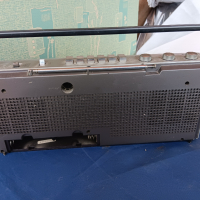 GRUNDIG RR 340 Радиокасетофон, снимка 8 - Радиокасетофони, транзистори - 44589934