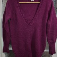 Пуловер за момичета в лилаво с V-образно деколте на LA REDOUTE teens ръст 156/158 см. цена 43 лв. , снимка 1 - Детски пуловери и жилетки - 42652978
