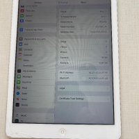 iPad Air - 10” ,16GB, WI-FI,мод.А1474 ,зарядно,чантичка, снимка 4 - Таблети - 44640658