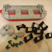 Лего корпус и части на пиратски кораб - Lego Pirates, снимка 1 - Конструктори - 36289903