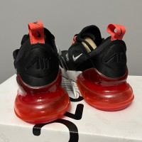 Nike Air Max 270 РАЗПРОДАЖБА, снимка 10 - Маратонки - 44654424