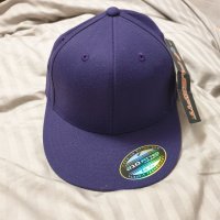 Шапка Premium FlexFit 210 Fitted Hat Purple  размер С-М, снимка 8 - Шапки - 40361853