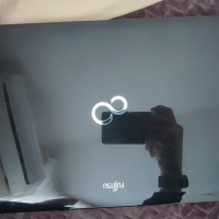Лаптоп Fujitsu с калъф и мишка, снимка 6 - Лаптопи за дома - 44779740