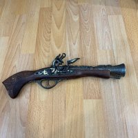 Стара реплика на кремъчен пистолет, снимка 1 - Антикварни и старинни предмети - 42218361