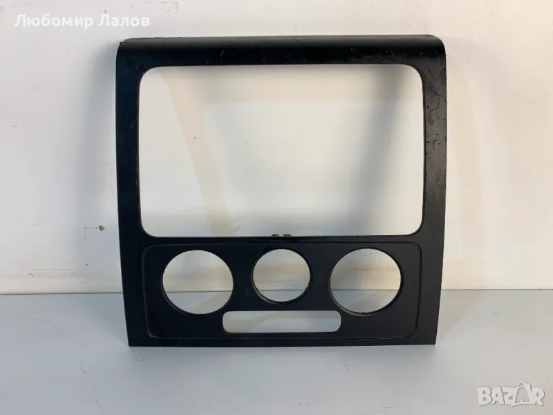 Централна интериорна конзола Vw Touaran 1T (03-06)г. 1Т0858071, снимка 1