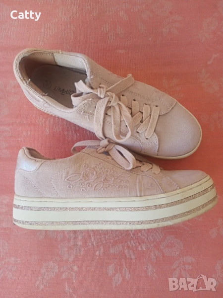 Дамски бледо розови маратонки , снимка 1