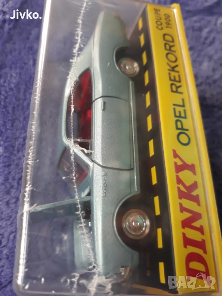 Opel Record 1.43 Coupe 1900 Dinky Toys Top Diecast , снимка 1