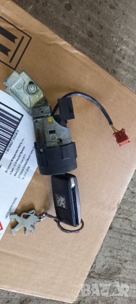 Контактен ключ Peugeot 407, снимка 1