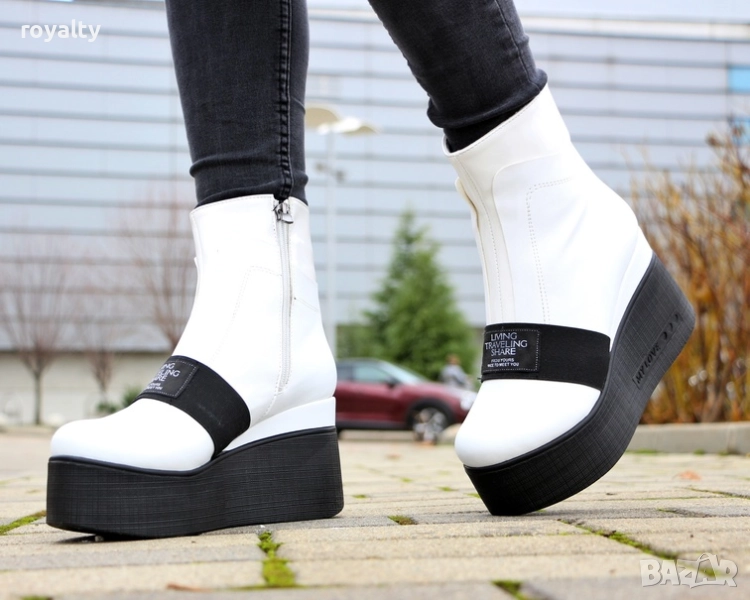 Боти на платформа - бяла кожа, снимка 1