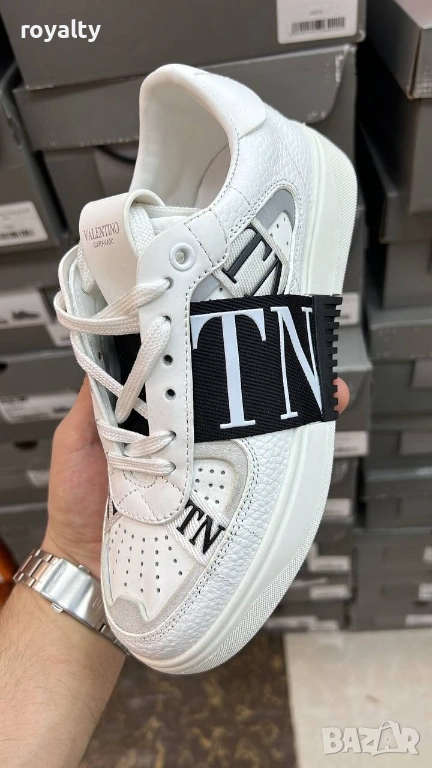Valentino Бели Мъжки Маратонки с Кутия 40-45 Номер , снимка 1