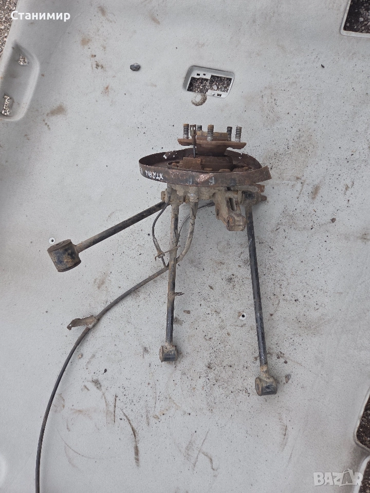 Шенкел Нисан Хтрайл 2005г ,заден десен., снимка 1