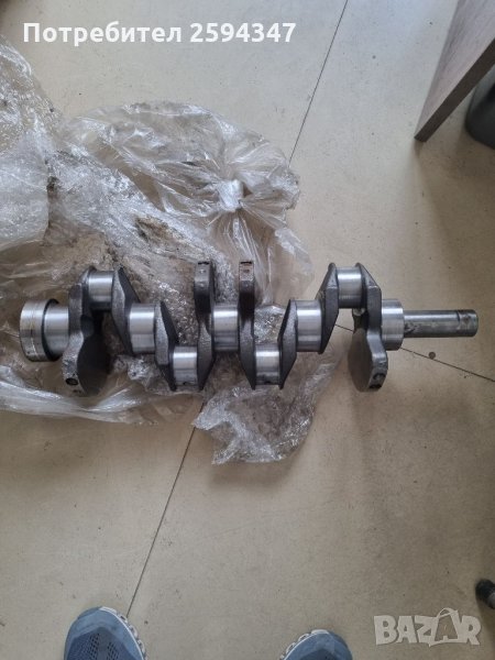 HYUNDAI HD250-HD350-HD59-HD60-HD65-HD72 HD78 1998-2014г КОЛЯНОВ ВАЛ КОРЕЯ , снимка 1