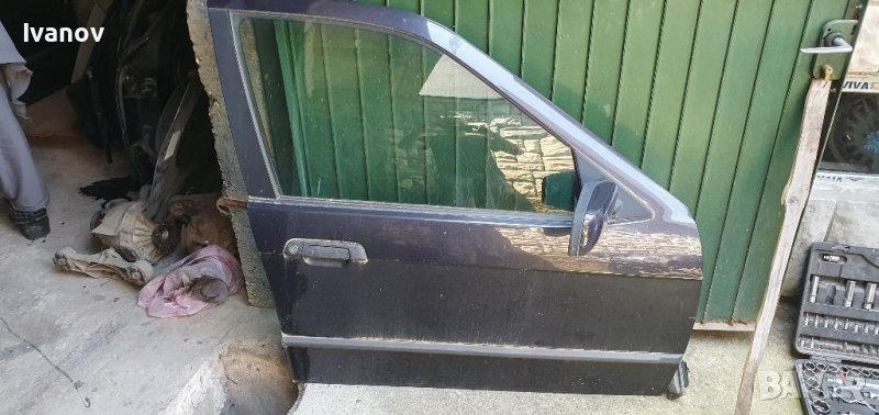 Предна дясна врата за бмв е36 седан комби огледало брава дръжка стъклоповдигач ел стъкло , снимка 1