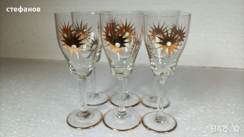 Ретро ракиени класически чашки за ракия, златни шарки, златен кант, 6 бр, 50 мл, снимка 1