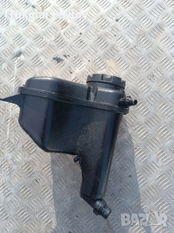 Казанче антифриз за БМВ Е 91 Е 90 бензин , снимка 10 - Части - 51708081