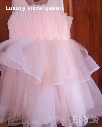 луксозна детска рокля 110см , снимка 2 - Детски рокли и поли - 50493650