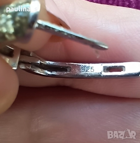 Два различни броя / Дизайнерски сребърен комплект 925 с емералд и Моисанит / Япония, снимка 18 - Бижутерийни комплекти - 32788243